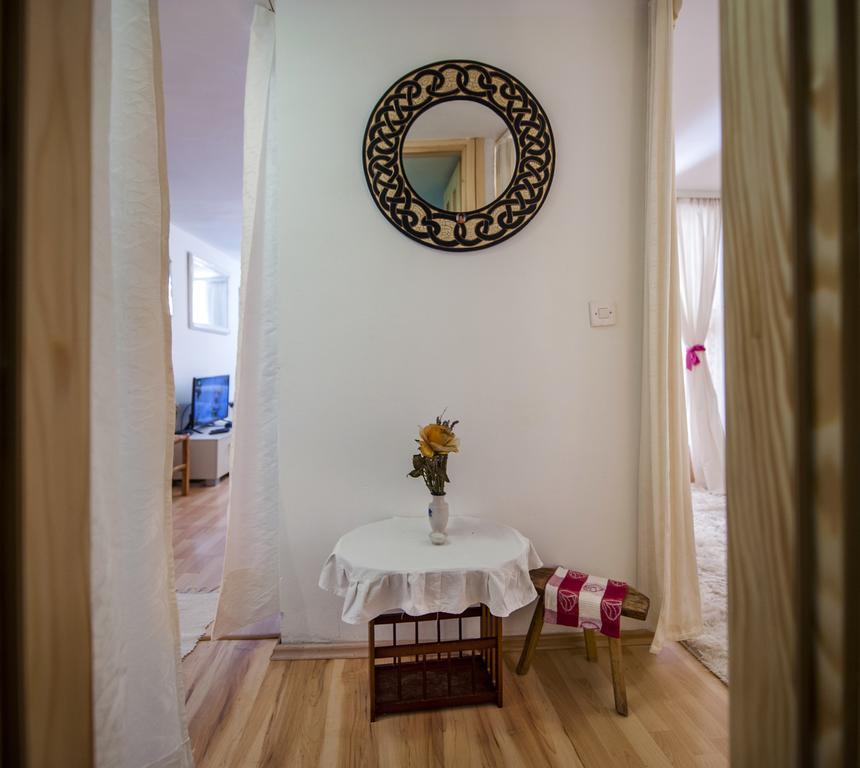 Apartment Premsai Ровин Екстериор снимка