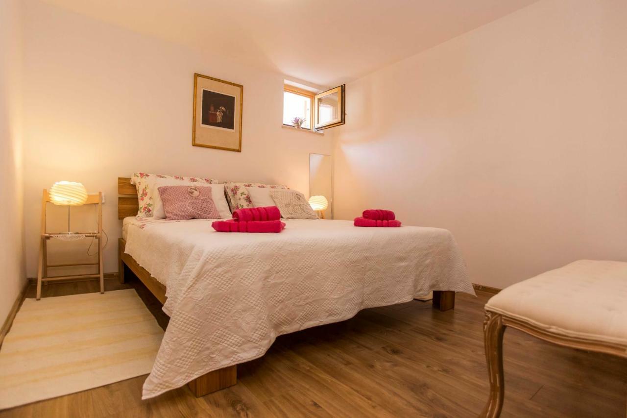 Apartment Premsai Ровин Екстериор снимка