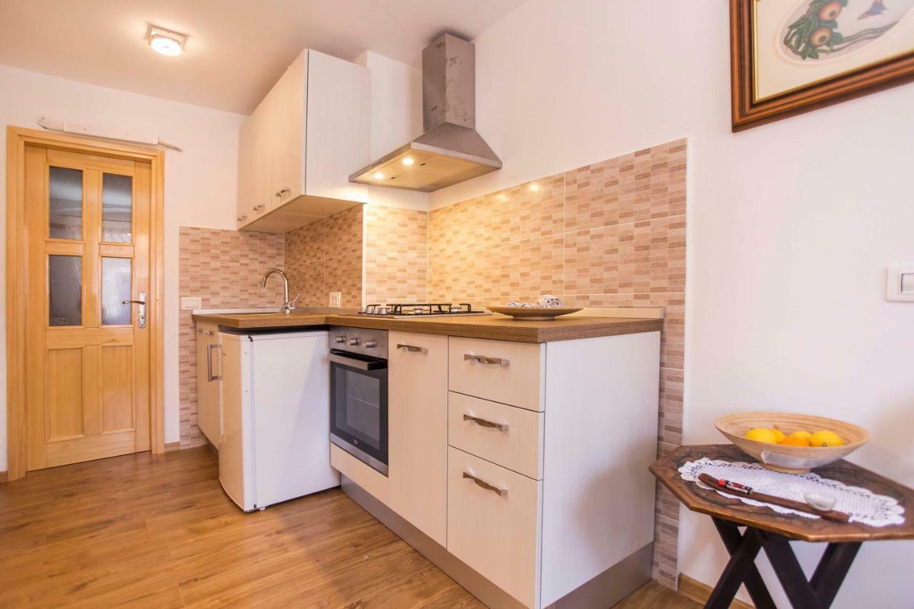 Apartment Premsai Ровин Екстериор снимка